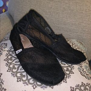 Black Lace Toms